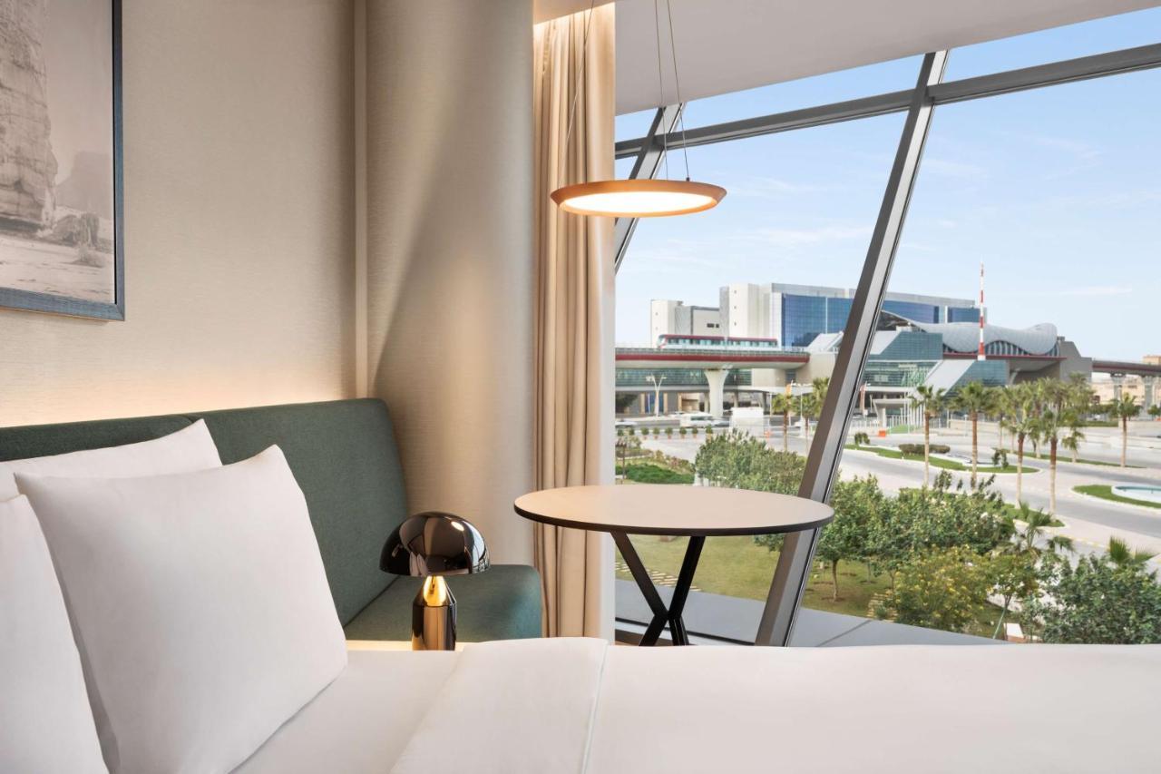 Radisson Blu Hotel Riyadh Convention And Exhibition Center Exterior photo A guest room at the hotel